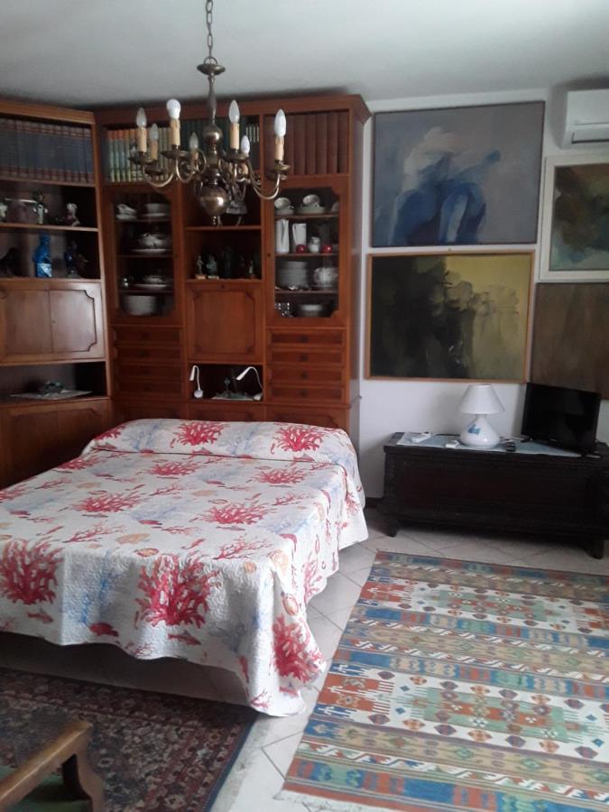 L'Onda Hotel Ористано Екстериор снимка