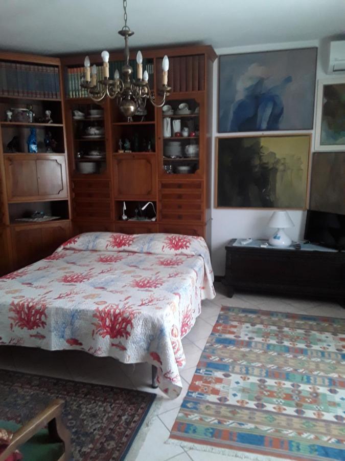 L'Onda Hotel Ористано Екстериор снимка