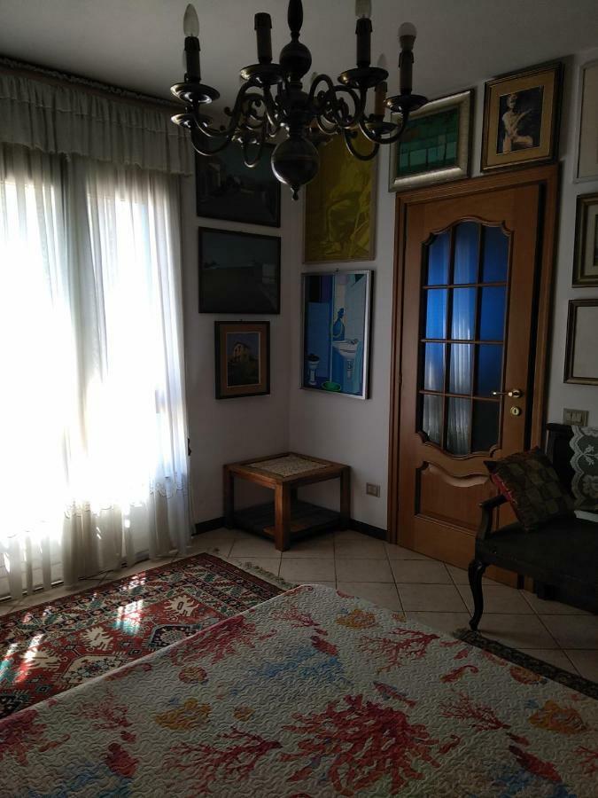 L'Onda Hotel Ористано Екстериор снимка